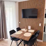 Moin - Mit Balkon & Parkplatz, Wifi Und Tv