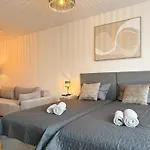 Moin - Mit Balkon & Parkplatz, Wifi Und Tv * Osterholz-Scharmbeck