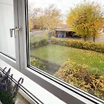 Apartman Moin - Mit Balkon & Parkplatz, Wifi Und Tv *