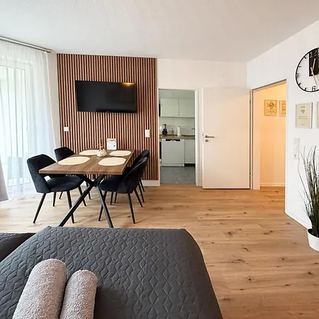 Moin - Mit Balkon & Parkplatz, Wifi Und Tv Lejlighed