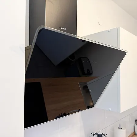 Apartment Modernes Mit Balkon&parkplatz, Wifi- K#1 *