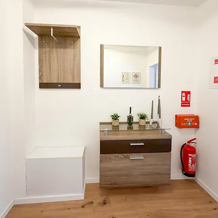 Modernes Mit Balkon&parkplatz, Wifi- K#1 Apartment *