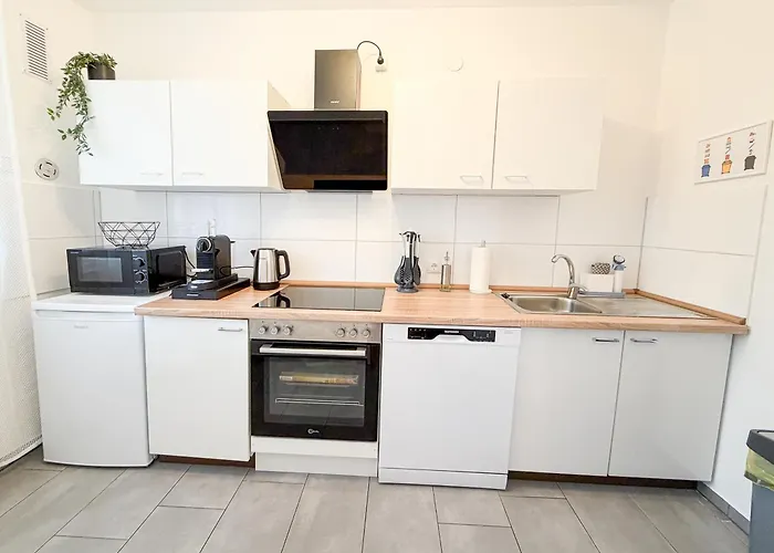 Modernes Mit Balkon & Parkplatz, Wifi- K#1 * オスターホルツ＝シャルムベック