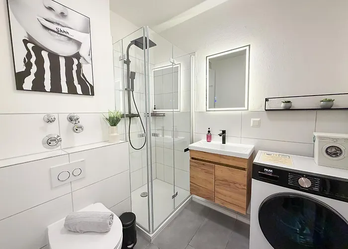 Modernes Mit Balkon & Parkplatz, Wifi- K#1