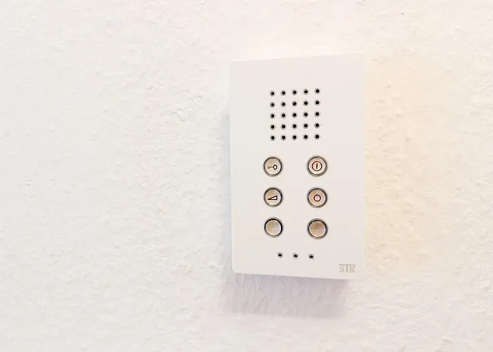 Modernes Mit Balkon & Parkplatz, Wifi- K#1 オスターホルツ＝シャルムベック