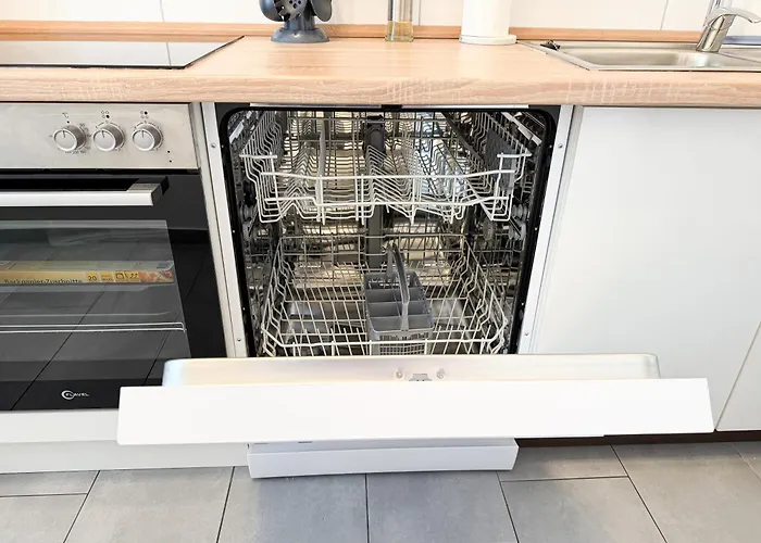 アパート Modernes Mit Balkon & Parkplatz, Wifi- K#1 オスターホルツ＝シャルムベック