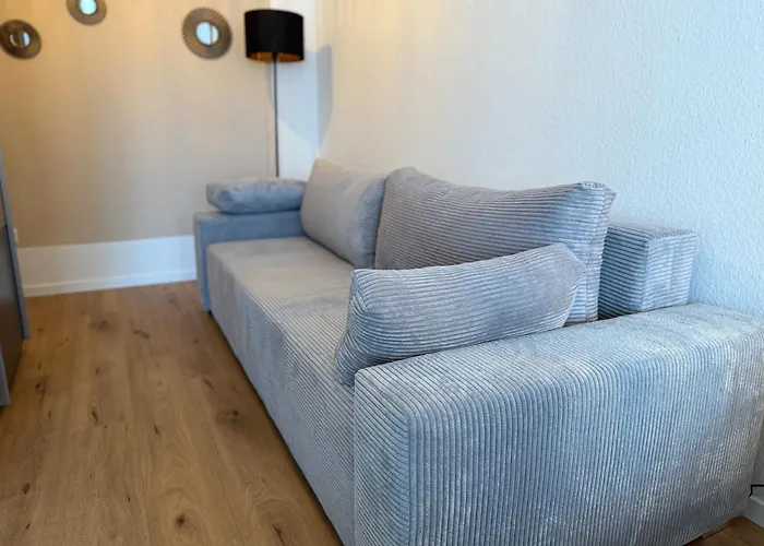 Modernes Mit Balkon & Parkplatz, Wifi- K#1 アパート *