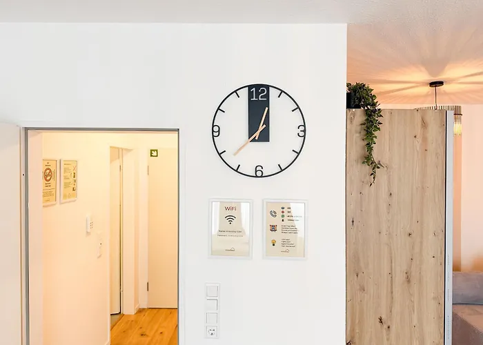 アパート Modernes Mit Balkon & Parkplatz, Wifi- K#1 オスターホルツ＝シャルムベック