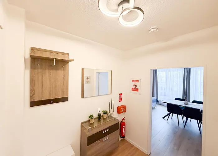 Modernes Mit Balkon & Parkplatz, Wifi- K#1 オスターホルツ＝シャルムベック