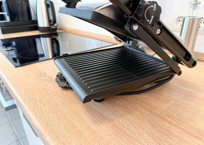 Modernes Mit Balkon & Parkplatz, Wifi- K#1 * オスターホルツ＝シャルムベック