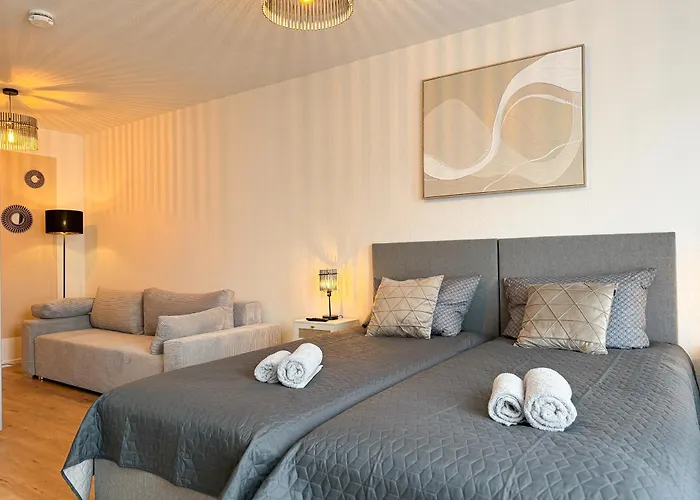 Modernes Mit Balkon & Parkplatz, Wifi- K#1 * オスターホルツ＝シャルムベック