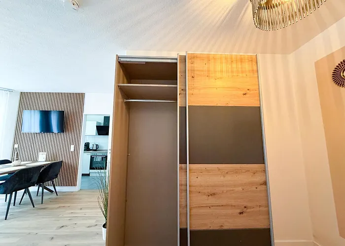 アパート Modernes Mit Balkon & Parkplatz, Wifi- K#1 オスターホルツ＝シャルムベック