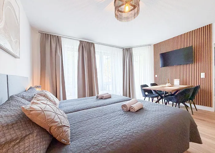 Modernes Mit Balkon & Parkplatz, Wifi- K#1 * オスターホルツ＝シャルムベック