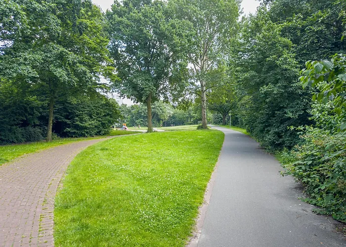 アパート Modernes Mit Balkon & Parkplatz, Wifi- K#1 *